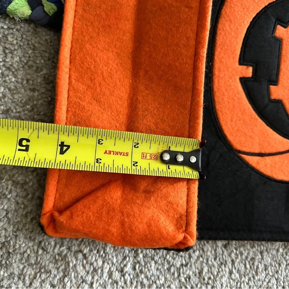 NWT Halloween Pumpkin Felt Trick-or-Treat Bag Black & Orange Jack O’Lantern Fall